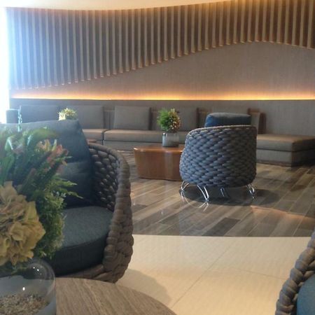 Shore Residences Moa Manila Eksteriør billede