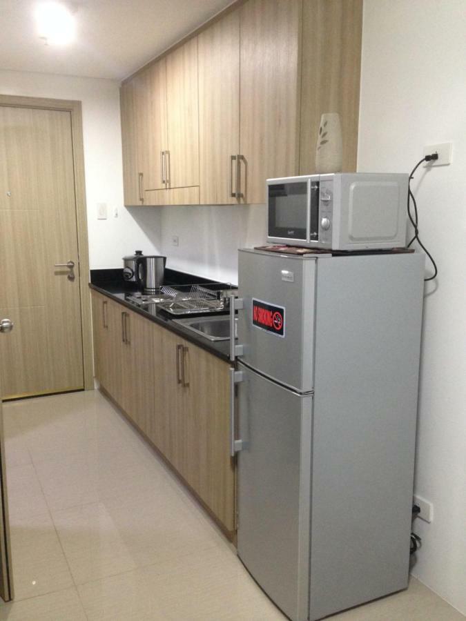Shore Residences Moa Manila Eksteriør billede