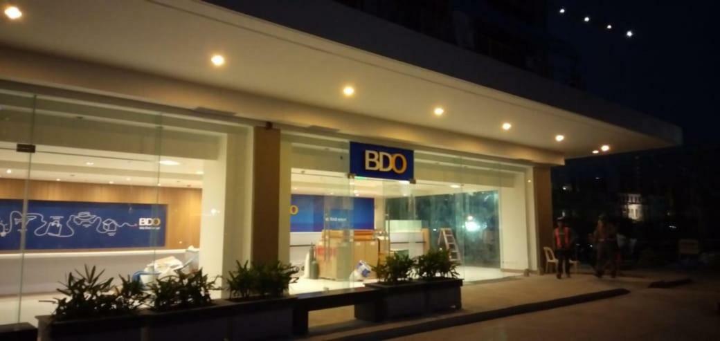 Shore Residences Moa Manila Eksteriør billede