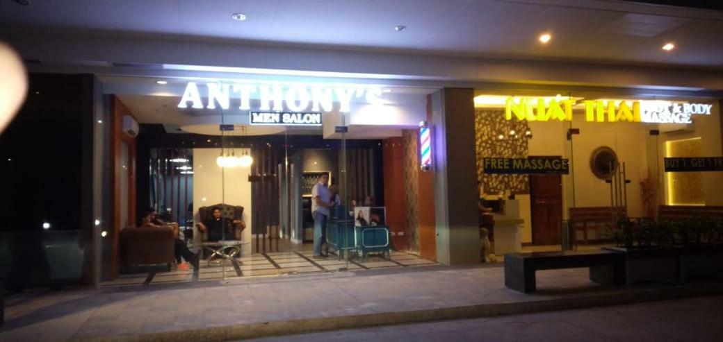Shore Residences Moa Manila Eksteriør billede