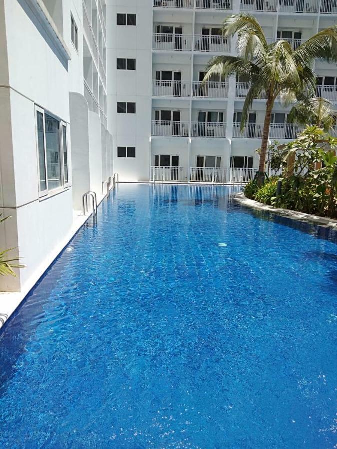 Shore Residences Moa Manila Eksteriør billede