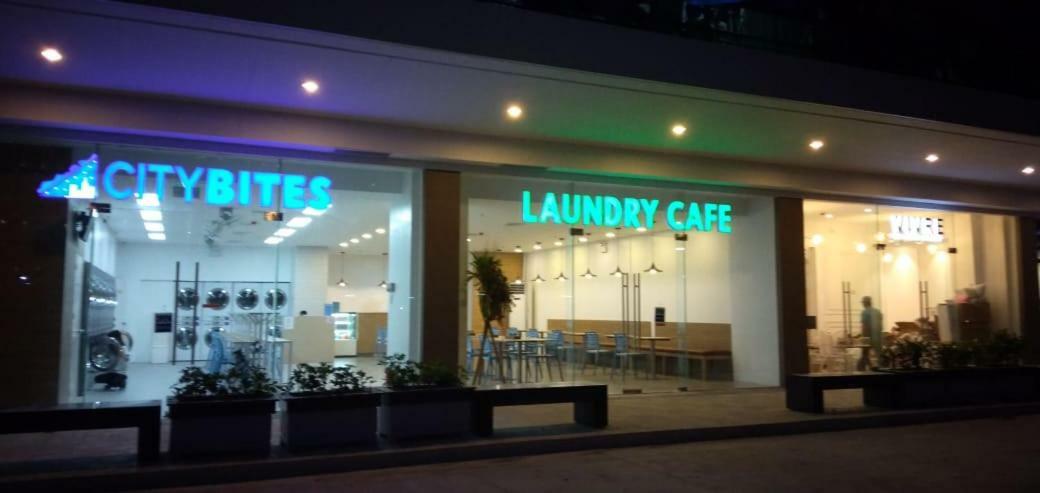 Shore Residences Moa Manila Eksteriør billede