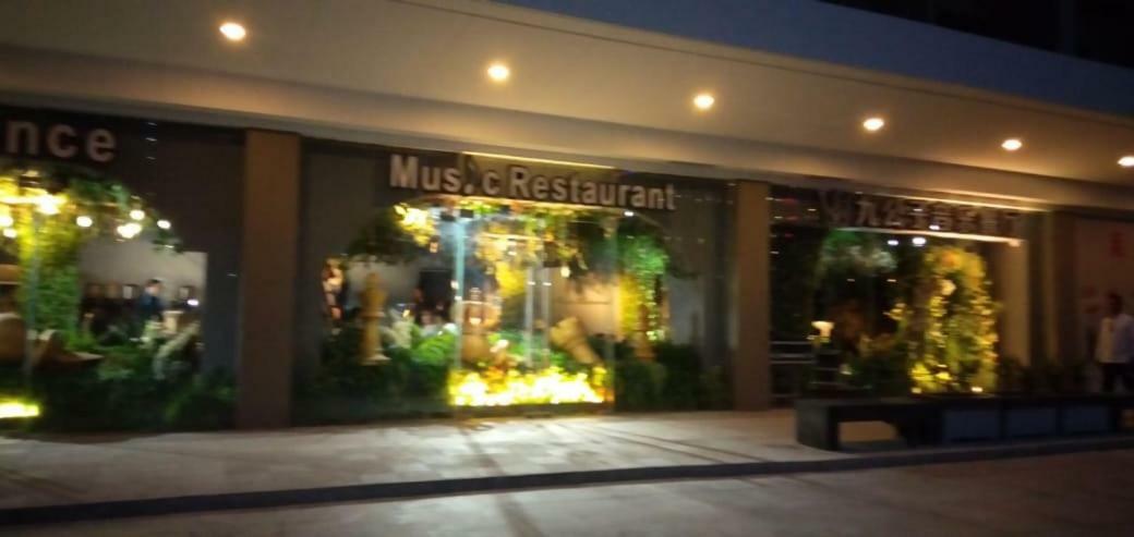 Shore Residences Moa Manila Eksteriør billede